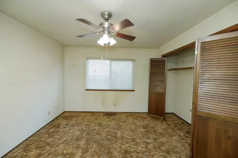 Bedroom - 1009 Riesling Dr, Modesto, CA 95351 photo 5 of 6