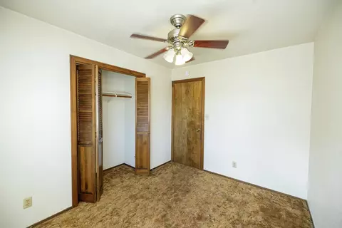 Bedroom - 1009 Riesling Dr, Modesto, CA 95351 photo 2 of 6