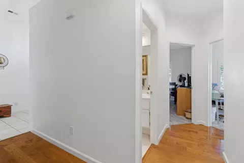 Entry Way - 1824 Rail St, Manteca, CA 95337 photo 3 of 4