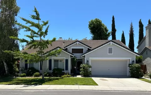 1824 Rail St, Manteca, CA 95337