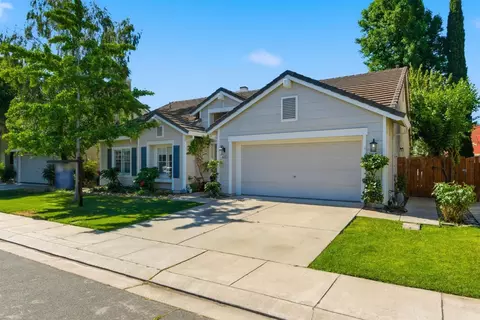 Exterior - 1824 Rail St, Manteca, CA 95337 photo 2 of 6
