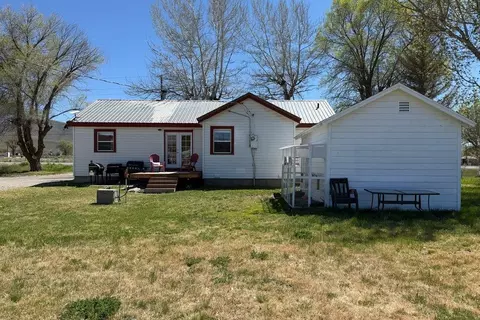 Exterior - 94101 Highway 70, Chilcoot, CA 96105 photo 3 of 4
