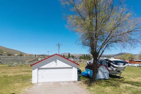 Exterior - 94101 Highway 70, Chilcoot, CA 96105 photo 2 of 4