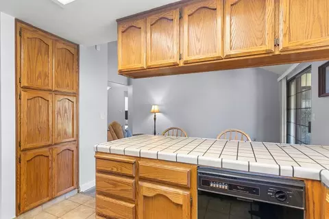 Kitchen - 3848 Semallon Dr, Modesto, CA 95356 photo 6 of 8