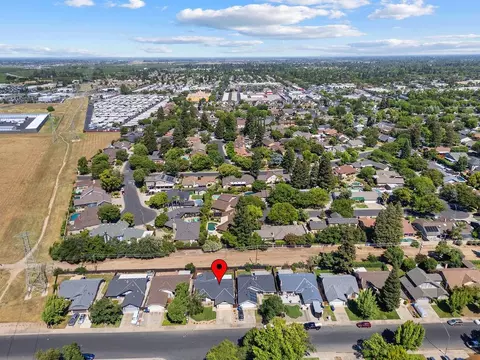 View/Area - 3848 Semallon Dr, Modesto, CA 95356 photo 3 of 4