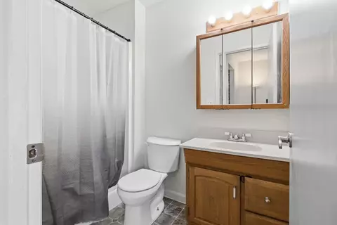 Bath - 7709 Milldale Cir, Elverta, CA 95626 photo 2 of 2