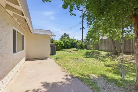 Exterior - 7709 Milldale Cir, Elverta, CA 95626 photo 4 of 4