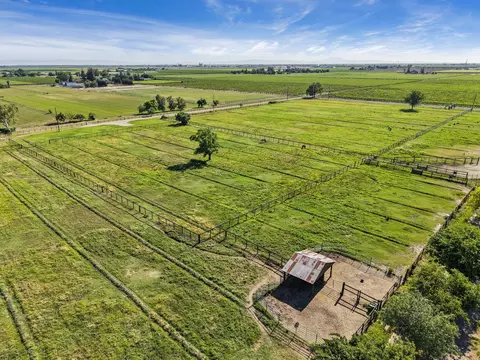 Undisclosed, Lodi, CA 95242 photo 5