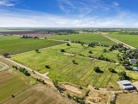 Undisclosed, Lodi, CA 95242 photo 12