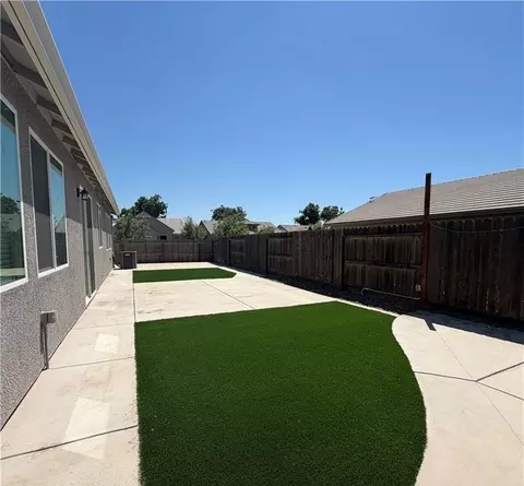 Exterior - 495 Daffodil, Merced, CA 95341 photo 2 of 3
