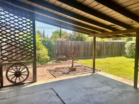 Exterior - 3207 Terry Way, Carmichael, CA 95608 photo 5 of 11