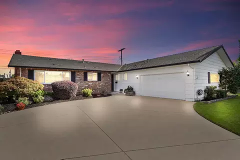 826 Maplewood, Lodi, CA 95240