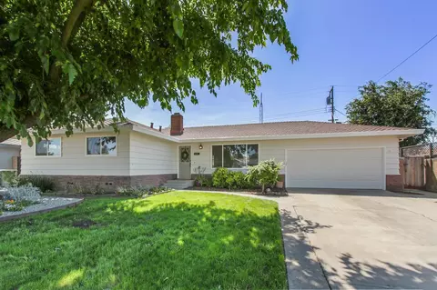 9418 Sara St, Elk Grove, CA 95624
