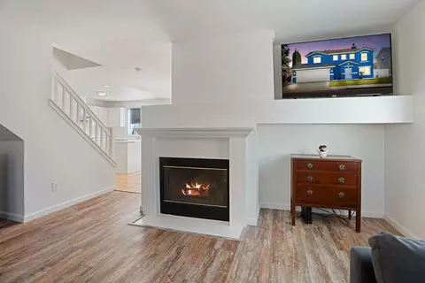 Living - 784 Bogetti Ln, Tracy, CA 95376 photo 3 of 3