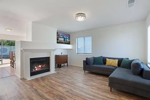 Living - 784 Bogetti Ln, Tracy, CA 95376 photo 1 of 3