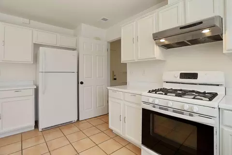 Kitchen - 784 Bogetti Ln, Tracy, CA 95376 photo 5 of 5