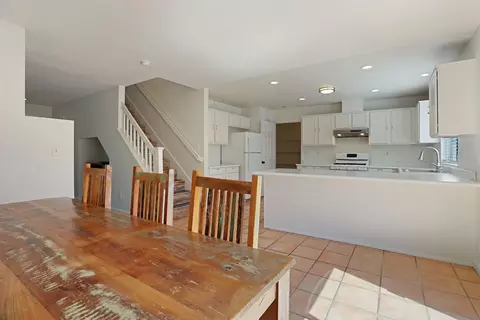 Dining - 784 Bogetti Ln, Tracy, CA 95376 photo 3 of 4