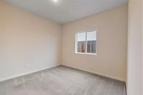 683 Granada Ct, Merced, CA 95341 photo 6