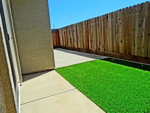 683 Granada Ct, Merced, CA 95341 photo 8