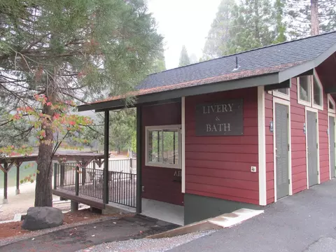 Bath - 1708 Bear Clover Ct, Arnold, CA 95223 photo 3 of 3