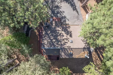 View/Area - 1708 Bear Clover Ct, Arnold, CA 95223 photo 2 of 7