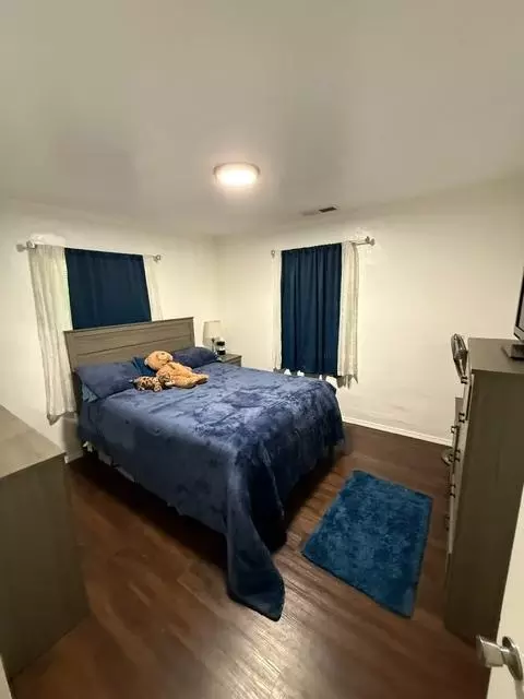 Bedroom - 328 E 20th St, Merced, CA 95340 photo 1 of 2