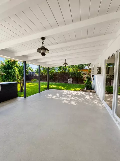 Exterior - 834 Daisy Ave, Lodi, CA 95240 photo 2 of 4