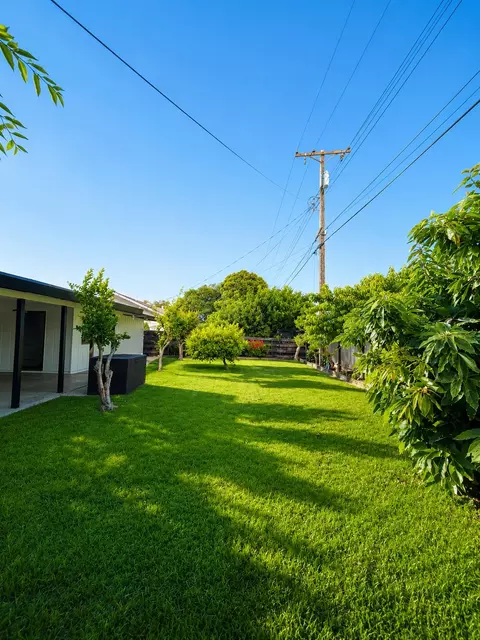 Exterior - 834 Daisy Ave, Lodi, CA 95240 photo 3 of 4
