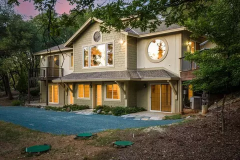 12531 Lowhills Rd, Nevada City, CA 95959
