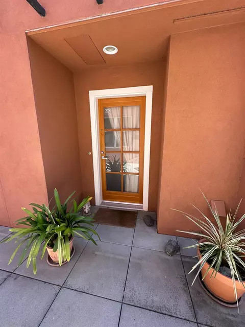 Entry Way - 435 G St #206, Davis, CA 95616 photo 1 of 3
