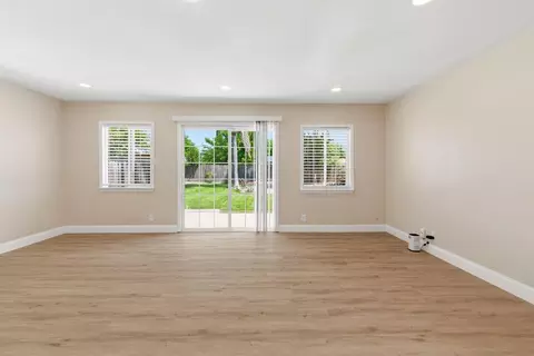 Living - 2201 Eicher Ave, Modesto, CA 95350 photo 2 of 6