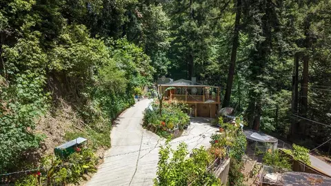 733 Browns Valley Rd, Watsonville, CA 95076