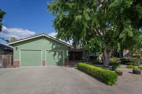 2120 Annhurst Ave, Turlock, CA 95382