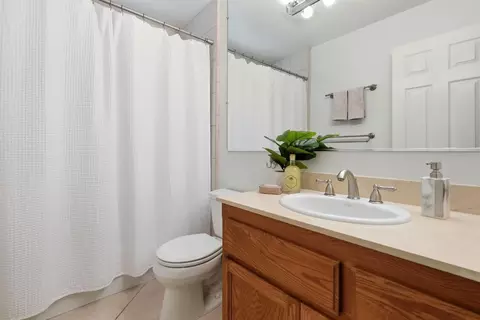 Bath - 4026 Bright Ct, Placerville, CA 95667 photo 1 of 3