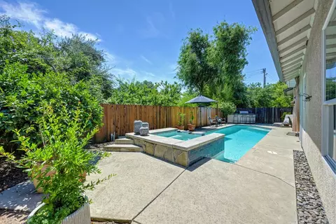 Exterior - 5514 Delrose Ct, Carmichael, CA 95608 photo 14 of 21