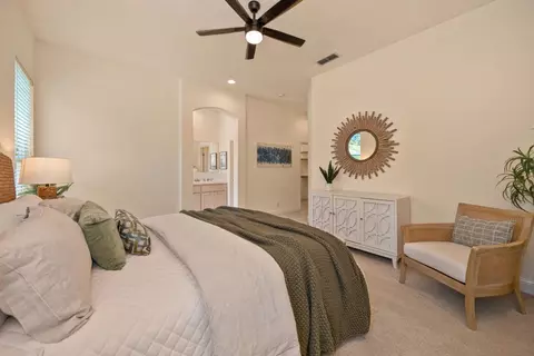 Bedroom - 5514 Delrose Ct, Carmichael, CA 95608 photo 2 of 7