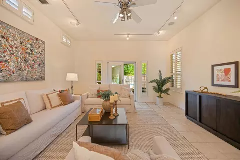 Living - 5514 Delrose Ct, Carmichael, CA 95608 photo 8 of 11