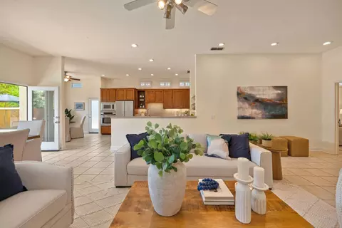 Living - 5514 Delrose Ct, Carmichael, CA 95608 photo 10 of 11
