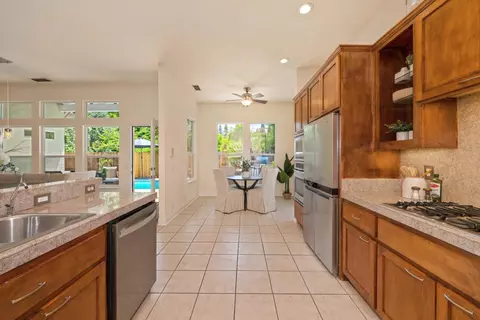 Kitchen - 5514 Delrose Ct, Carmichael, CA 95608 photo 3 of 3