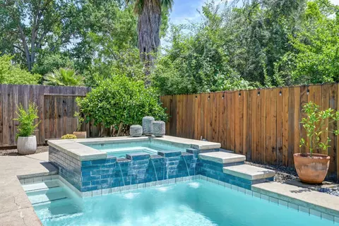 Exterior - 5514 Delrose Ct, Carmichael, CA 95608 photo 10 of 21