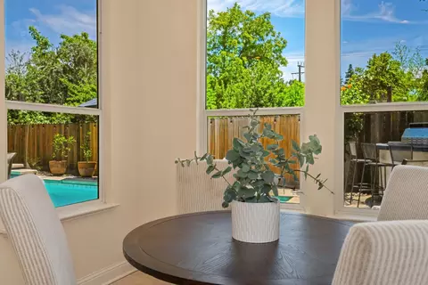 Dining - 5514 Delrose Ct, Carmichael, CA 95608 photo 6 of 6