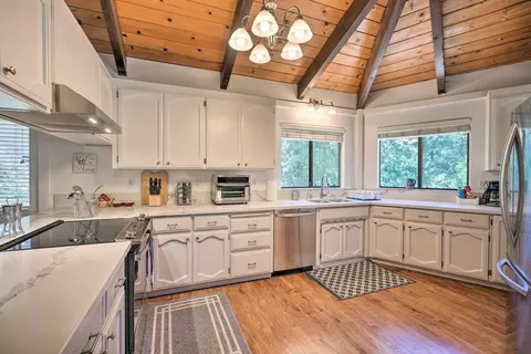 Kitchen - 1870 Cable Rd, Camino, CA 95709 photo 1 of 3