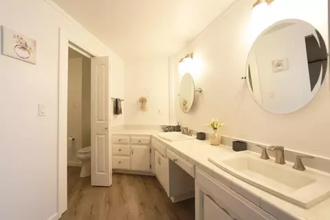 Bath - 1870 Cable Rd, Camino, CA 95709 photo 5 of 5