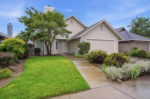 2420 Christiansen Ct, Modesto, CA 95355