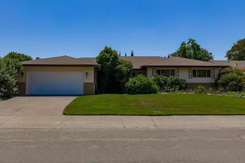 69 Springbrook Cir, Sacramento, CA 95831