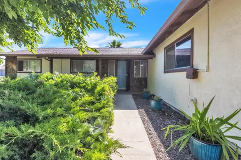 319 Jesse Ave, Roseville, CA 95678