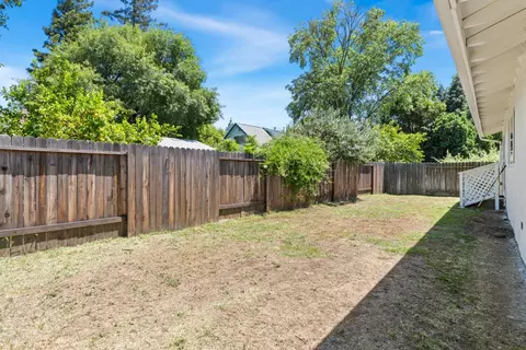 Exterior - 1408 Camphor Ln, Davis, CA 95618 photo 6 of 6