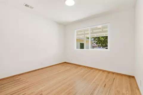 Bedroom - 1408 Camphor Ln, Davis, CA 95618 photo 3 of 4