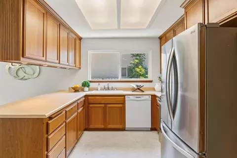 Kitchen - 1408 Camphor Ln, Davis, CA 95618 photo 3 of 4