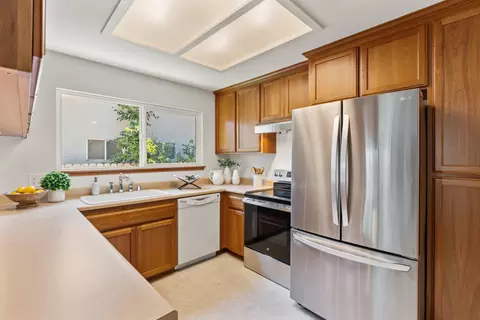 Kitchen - 1408 Camphor Ln, Davis, CA 95618 photo 2 of 4